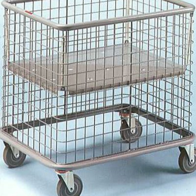 Kerry Equipment Spring Base Wet & Dry Laundry Trolley